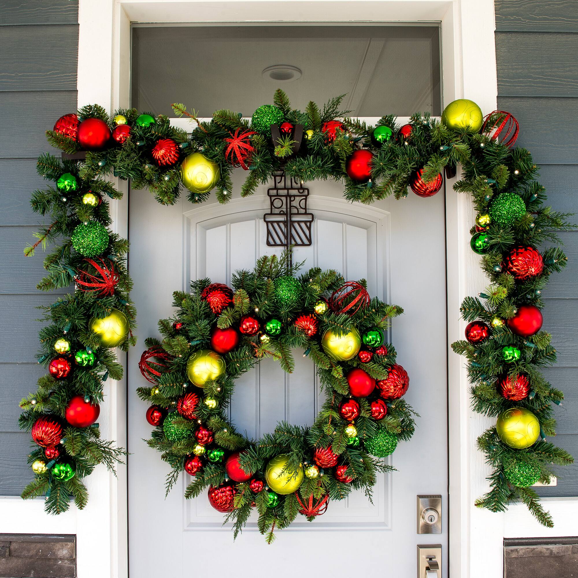 Village Lighting 30" Pre-Lit Festive Holiday Christmas Wreath, Clear LED Lights